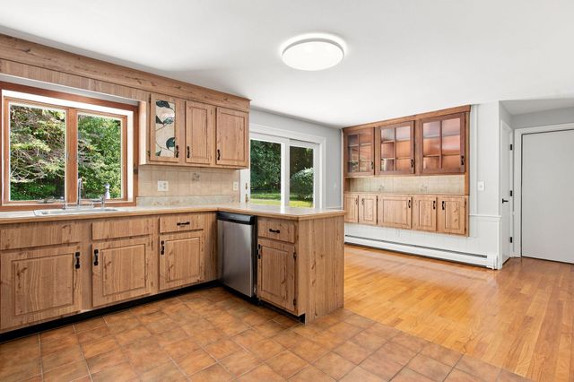 49 Cameron Road, North Falmouth, MA 02556