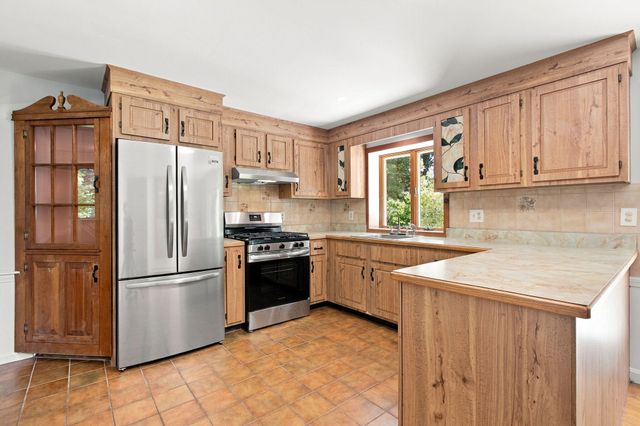 49 Cameron Road, North Falmouth, MA 02556