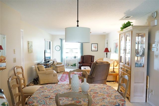2102 HEREFORD DRIVE 513, Sun City Center, FL 33573