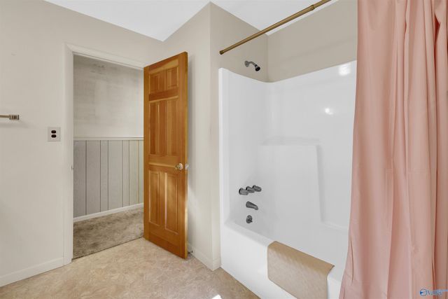 284 Circle Drive, Rainsville, AL 35986