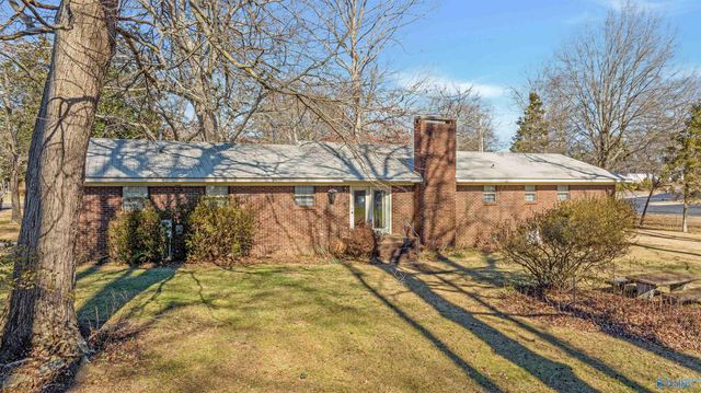 284 Circle Drive, Rainsville, AL 35986