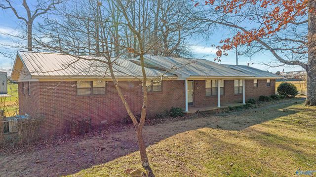 284 Circle Drive, Rainsville, AL 35986