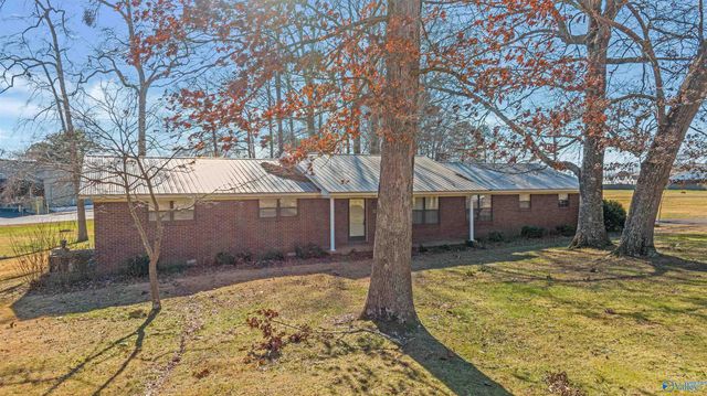 284 Circle Drive, Rainsville, AL 35986