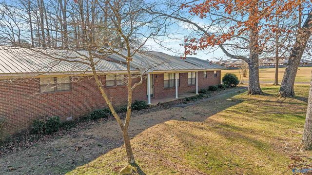 284 Circle Drive, Rainsville, AL 35986
