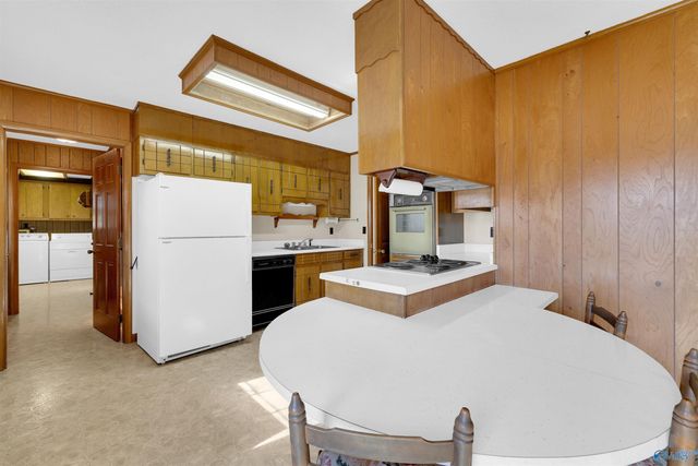 284 Circle Drive, Rainsville, AL 35986