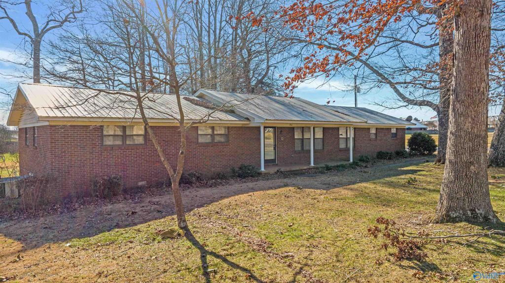 284 Circle Drive, Rainsville, AL 35986