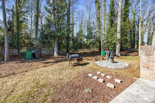 532 Blendwood Drive, Charlotte, NC 28215