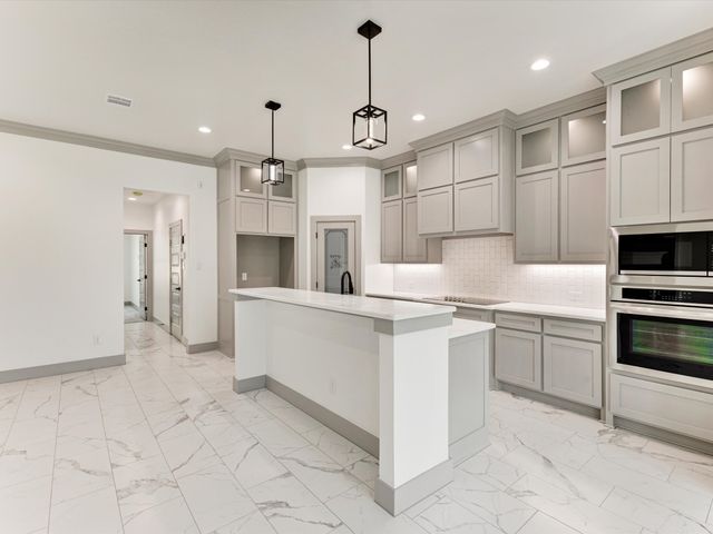716 E Jefferson Street, Waxahachie, TX 75165