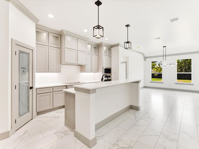 716 E Jefferson Street, Waxahachie, TX 75165
