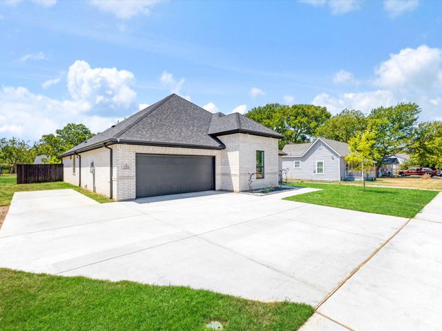 716 E Jefferson Street, Waxahachie, TX 75165