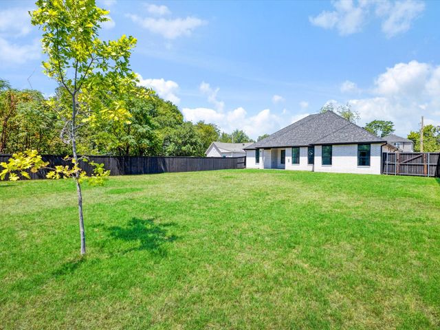 716 E Jefferson Street, Waxahachie, TX 75165