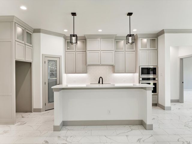 716 E Jefferson Street, Waxahachie, TX 75165