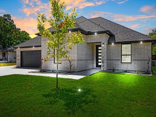 716 E Jefferson Street, Waxahachie, TX 75165