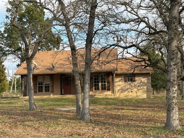 1047 Private Road 3022, Elgin, TX 78621