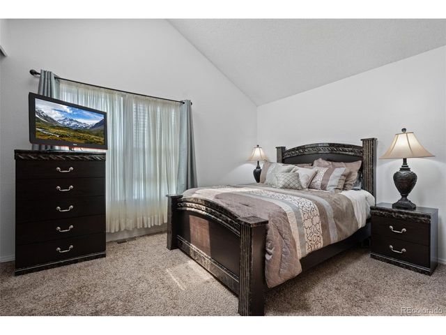 4020 E 94th Ave B, Thornton, CO 80229