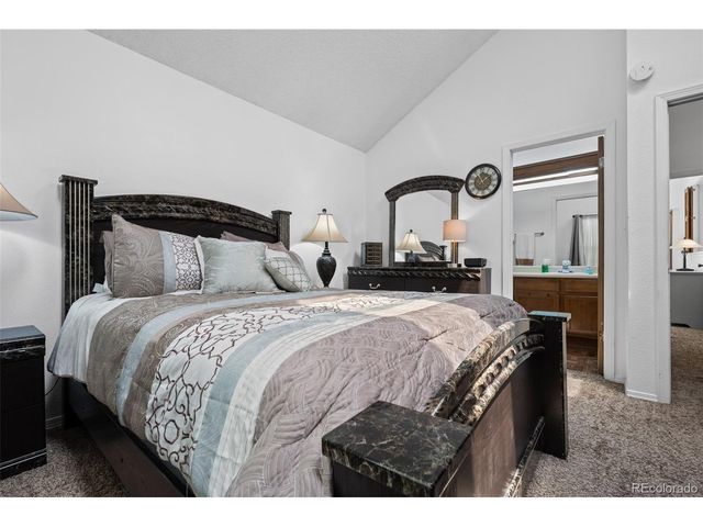 4020 E 94th Ave B, Thornton, CO 80229