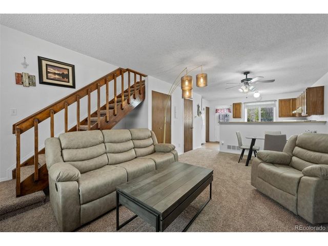 4020 E 94th Ave B, Thornton, CO 80229