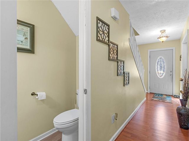 103 Oak Circle, Stockbridge, GA 30281