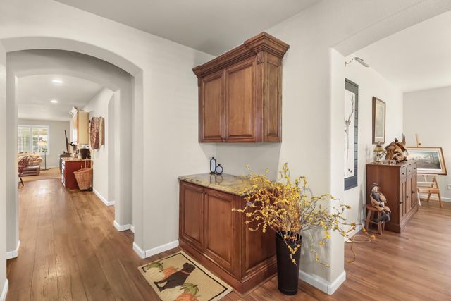 1368 Turnbridge Way, Plumas Lake, CA 95961