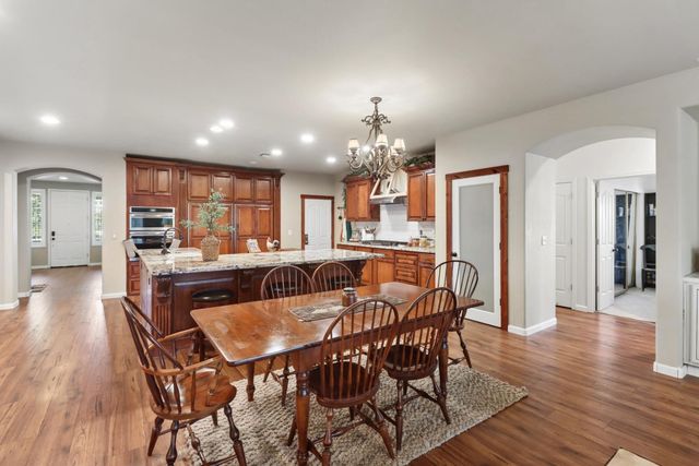 1368 Turnbridge Way, Plumas Lake, CA 95961