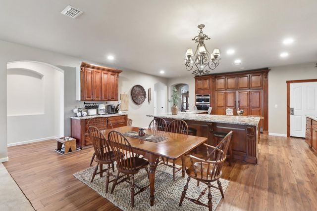 1368 Turnbridge Way, Plumas Lake, CA 95961
