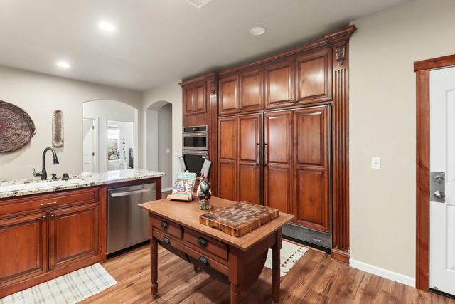 1368 Turnbridge Way, Plumas Lake, CA 95961