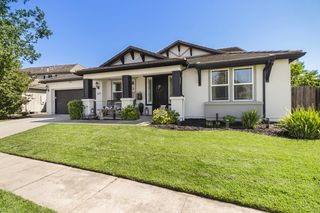 1368 Turnbridge Way, Plumas Lake, CA 95961