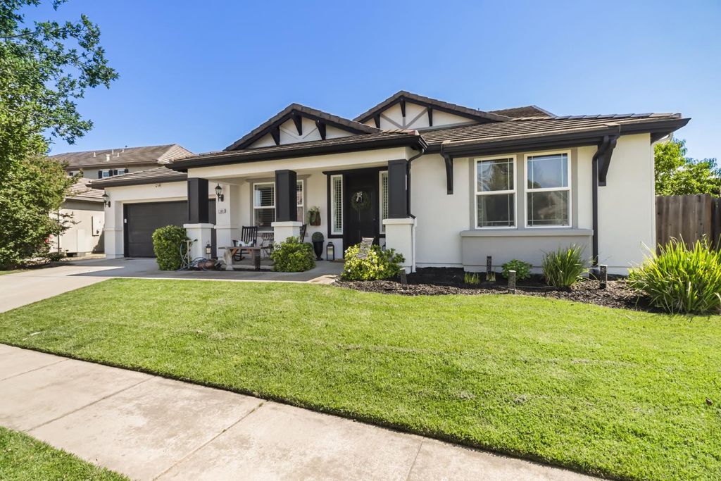 1368 Turnbridge Way, Plumas Lake, CA 95961