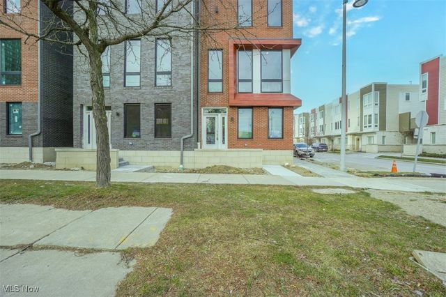 1495 E Superior Avenue 27, Cleveland, OH 44114