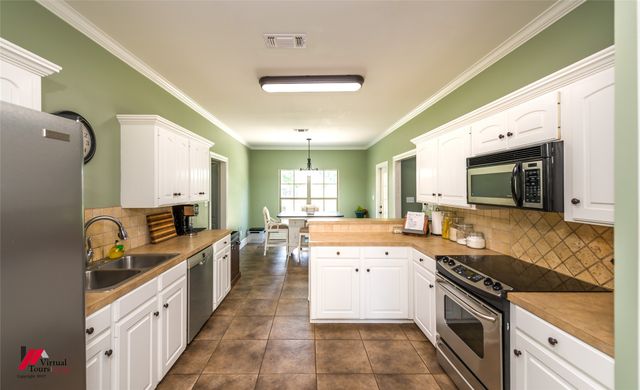 1855 Sparrow Ridge, Haughton, LA 71037
