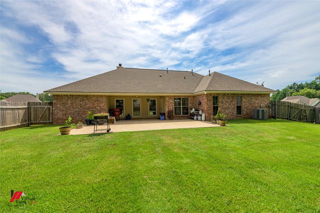 1855 Sparrow Ridge, Haughton, LA 71037