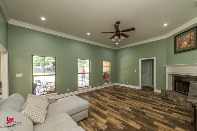 1855 Sparrow Ridge, Haughton, LA 71037