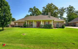 1855 Sparrow Ridge, Haughton, LA 71037