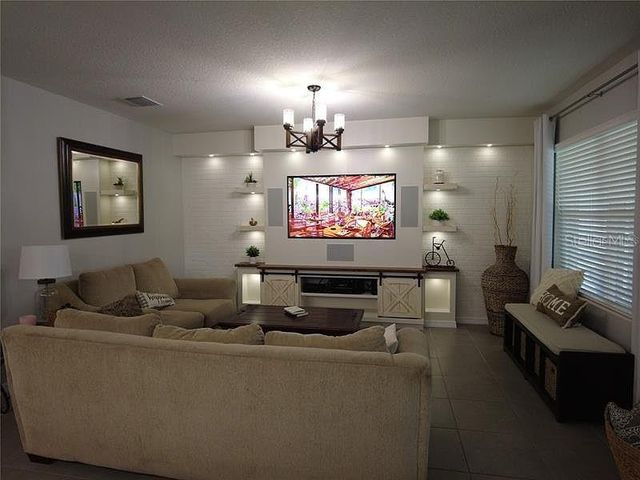 32662 BROOKS HAWK LANE, Wesley Chapel, FL 33543