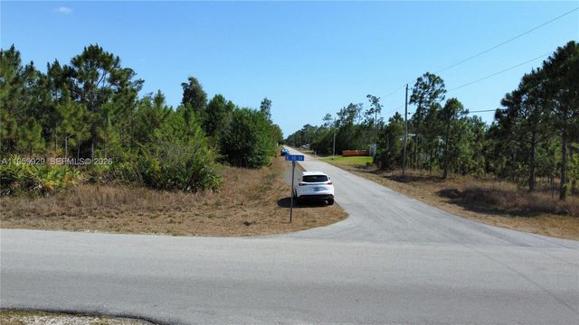 3007 E 10 St, Lehigh Acres, FL 33972