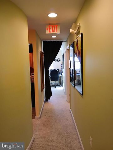 124 E BROAD ST #C2, Falls Church, VA 22046