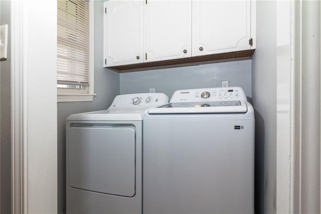 101 W North County Road, Frontenac, KS 66763