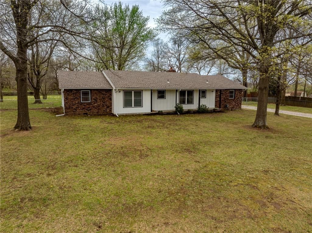 101 W North County Road, Frontenac, KS 66763