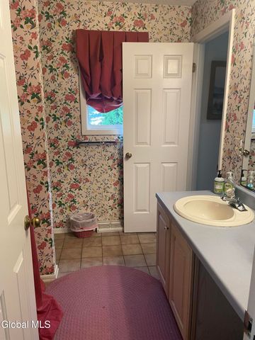 20 Tiffany Drive, Queensbury, NY 12804