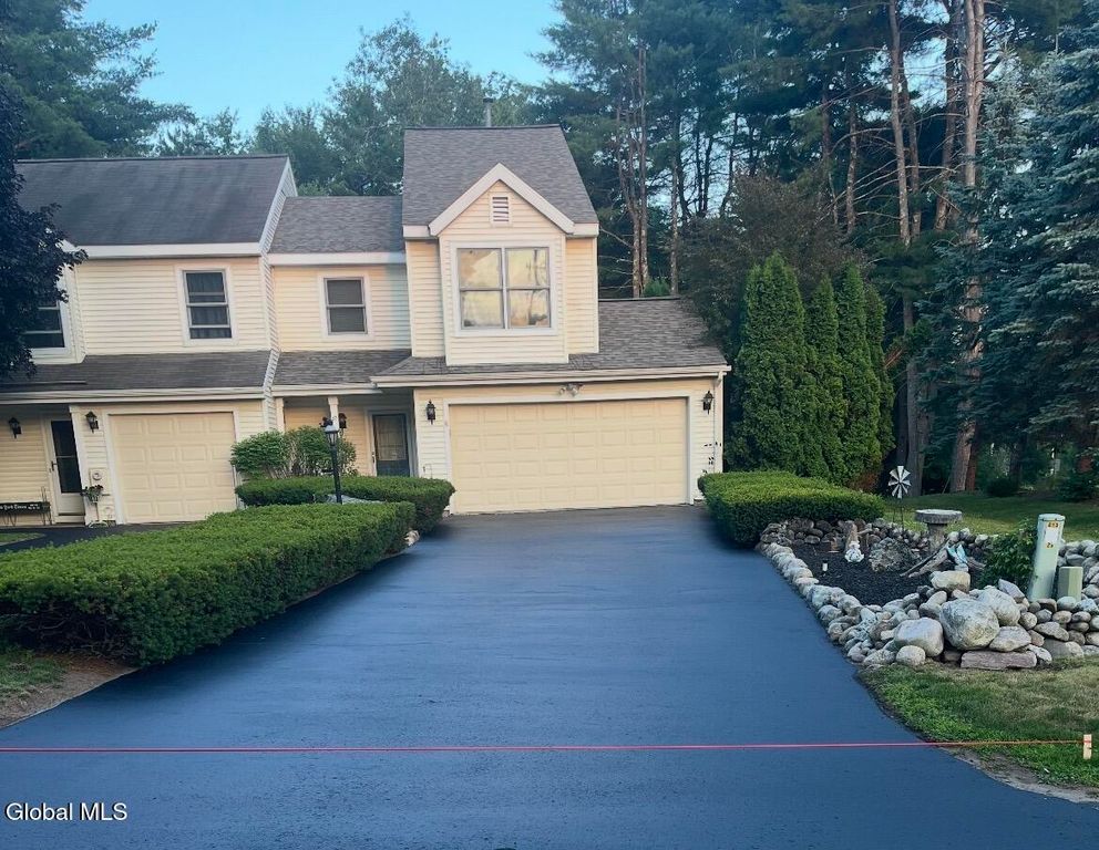 20 Tiffany Drive, Queensbury, NY 12804