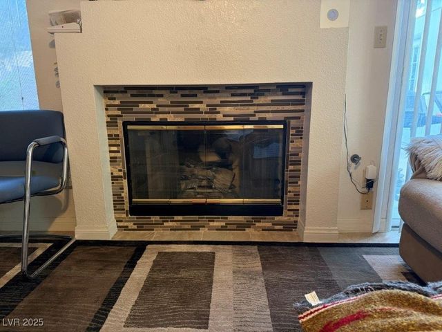 1325 Maplegrove Circle, Las Vegas, NV 89108