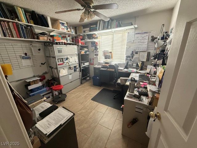 1325 Maplegrove Circle, Las Vegas, NV 89108