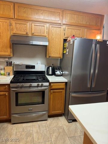 1325 Maplegrove Circle, Las Vegas, NV 89108