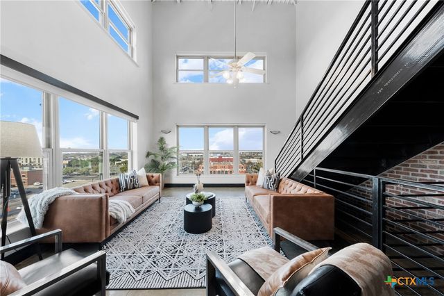 219 S 4th Street 608, Waco, TX 76701