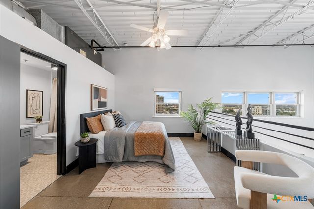 219 S 4th Street 608, Waco, TX 76701