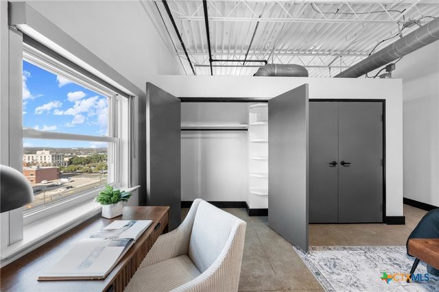 219 S 4th Street 608, Waco, TX 76701