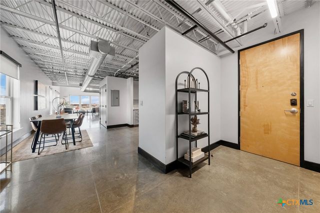 219 S 4th Street 608, Waco, TX 76701