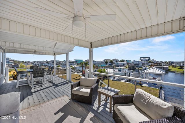 9107 W 9th Street, Holly Ridge, NC 28445