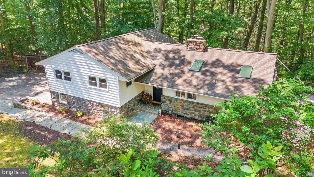 261 PAXON HOLLOW RD, Media, PA 19063