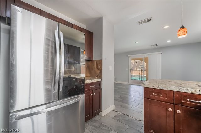 7527 Jacaranda Leaf Street, Las Vegas, NV 89139